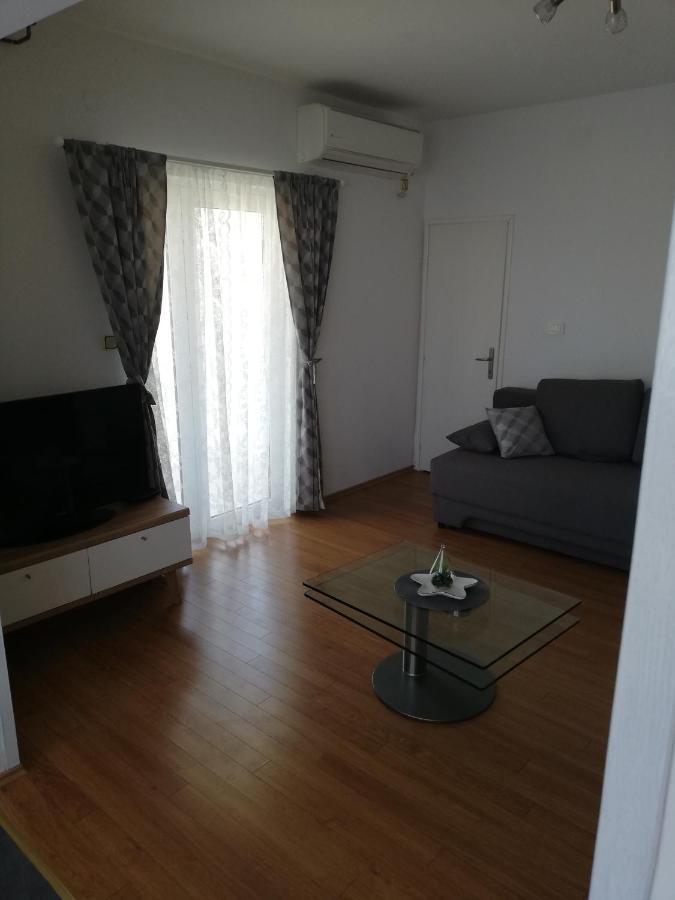 Apartman G&L Grebaštica Buitenkant foto